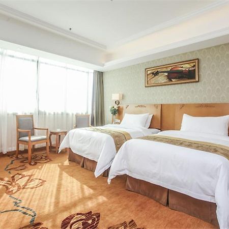 Vienna Hotel Fuzhou Linchuan Avenue ภายนอก รูปภาพ
